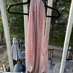 ⛄️Blush and Rose Gold Polka Dot Scarf⛄️